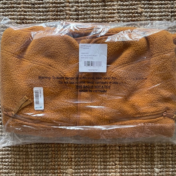 NEW Free People Hit The Slopes Fleece Jacket - Picture 10 of 15